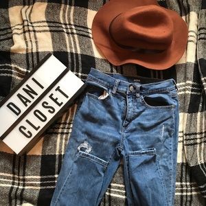 Aero High Rise Jeans